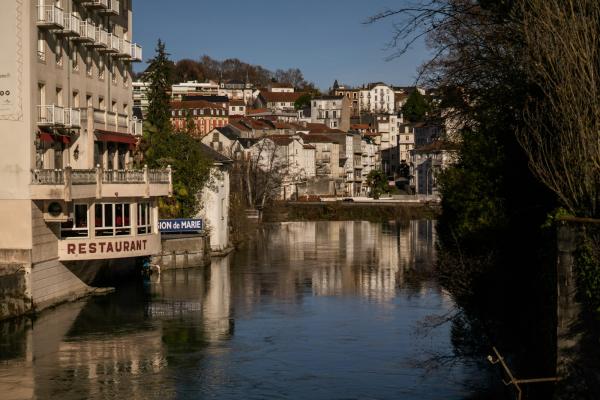 Gave de Pau River Walks