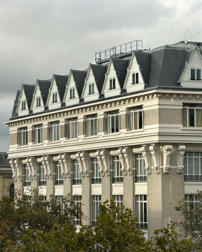 Fondation Fesch, a cream-colored Haussmannian building with mansard roof in Ajaccio.