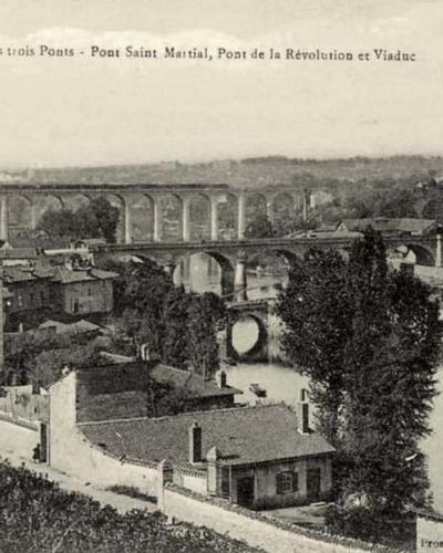 A vintage postcard showing three bridges over a river in Limoges, France, with the caption "18. LIMOGES — Les trois Ponts - Pont Saint Martial, Pont de la Révolution et Viaduc".