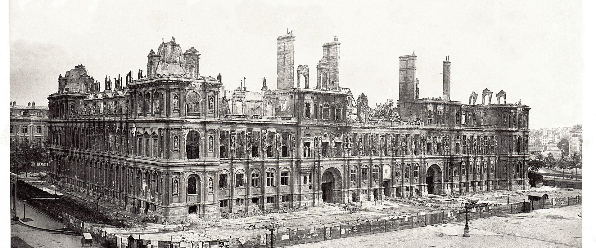 Hôtel de Ville (City Hall)
