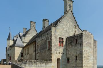 Chinon