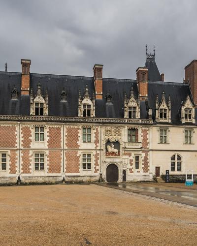 The Louis XII wing of the Château de Blois, home of the fine arts museum