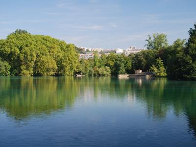 The lake in the Parc de la Tête d'Or, Lyon