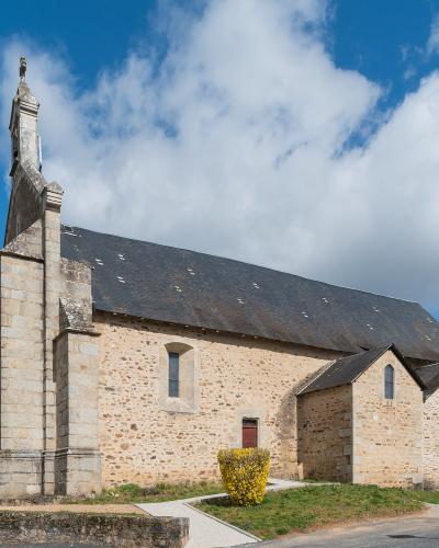 A stone church with a distinctive bell tower and slate roof, identified by the filename as the church in St-Méard.
