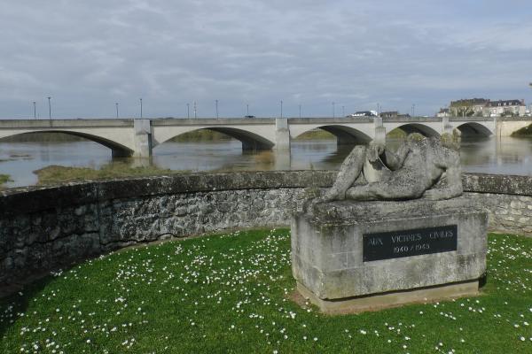 Pont de Saumur