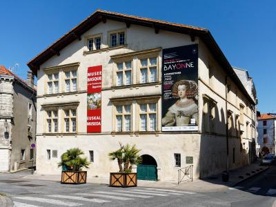 Maison Dagourette on the Nive quay, home of the Musée Basque in Bayonne