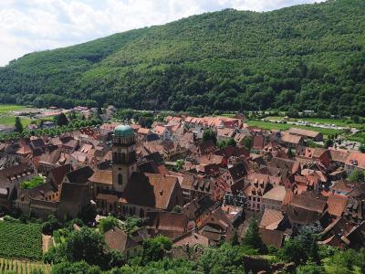Kaysersberg and its vineyards in the Alsace wine country