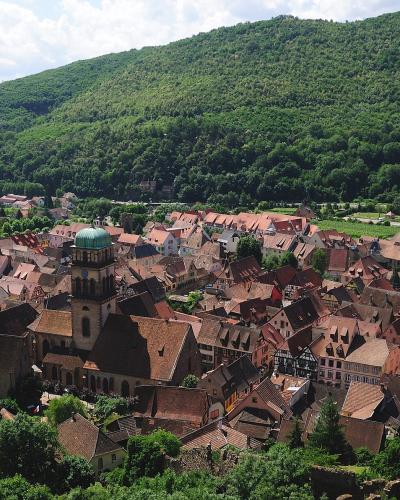 Kaysersberg and its vineyards in the Alsace wine country
