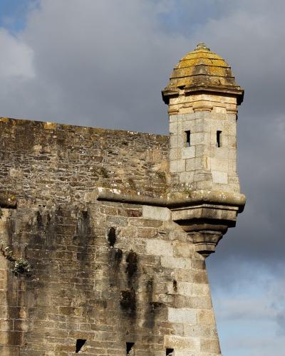 The ramparts and turret of the Château de Brest