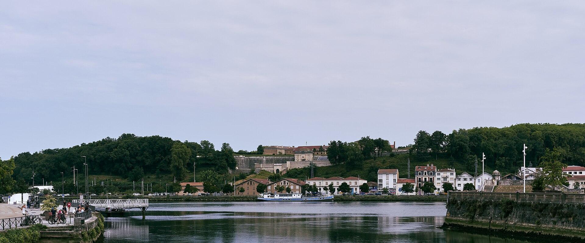 Bayonne