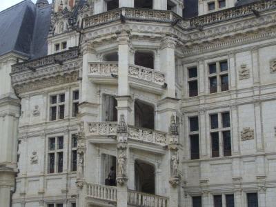 The François I wing and its open spiral staircase at the Château de Blois