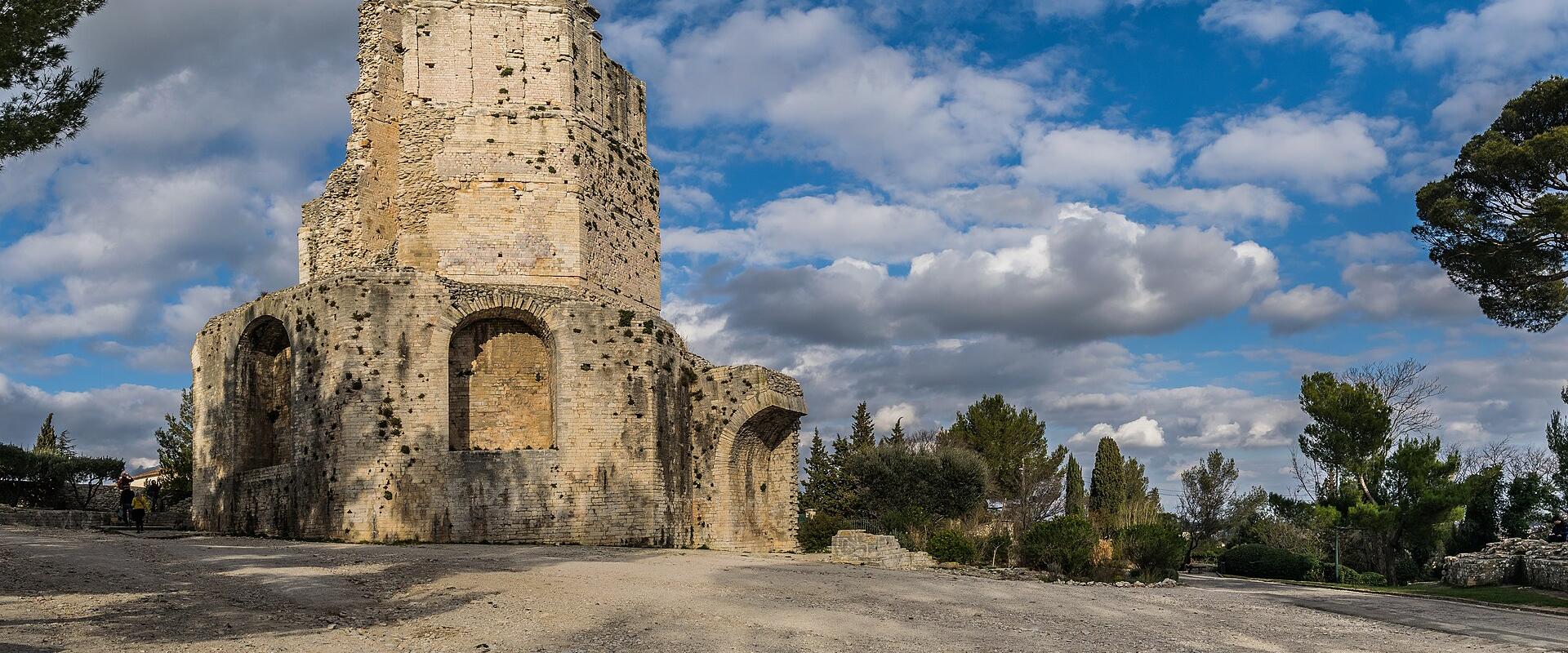 Tour Magne