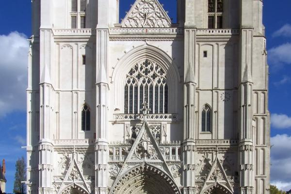 Cathédrale Saint-Pierre-et-Saint-Paul