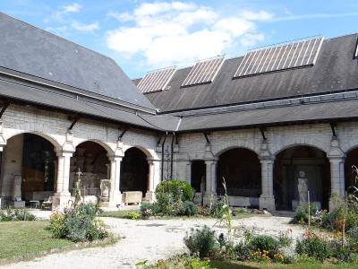 The cloister garden of the Musée d'art et d'archéologie du Périgord