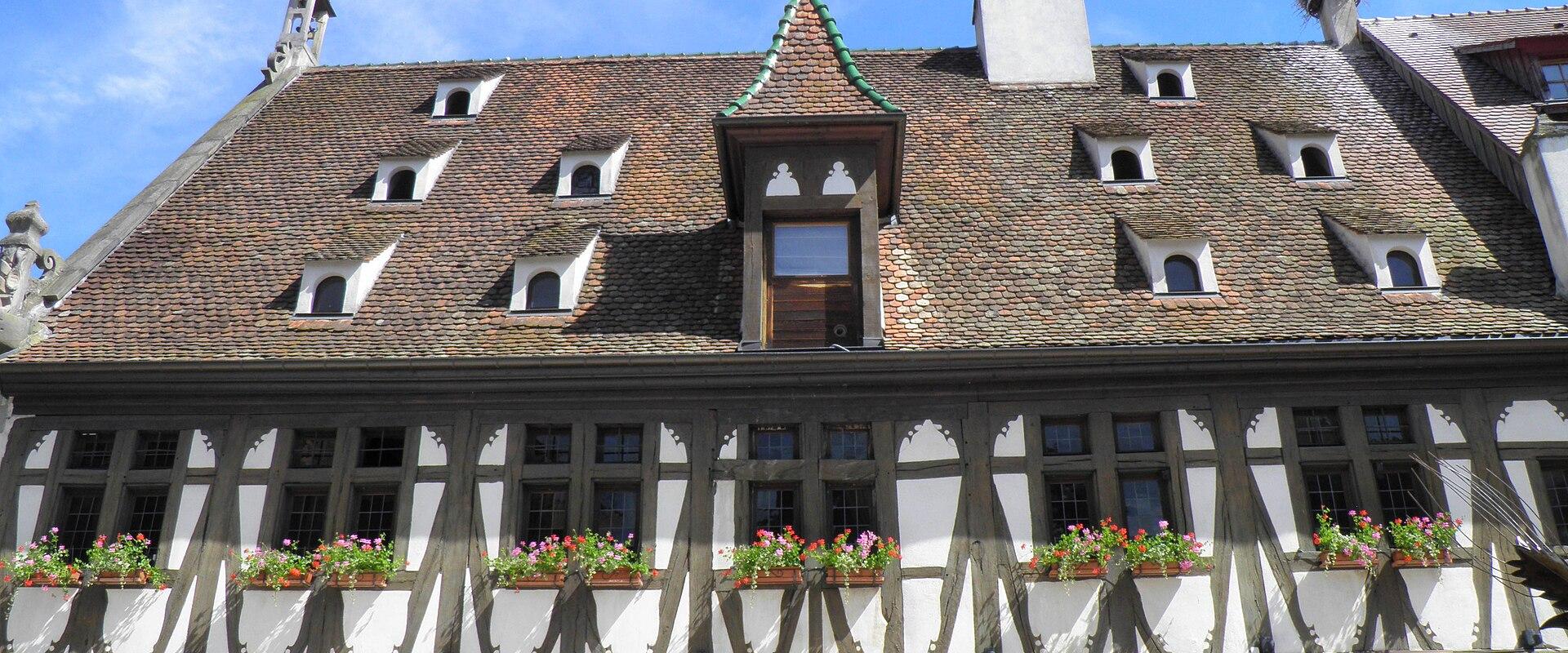 The half-timbered Halle aux Blés on Obernai market square