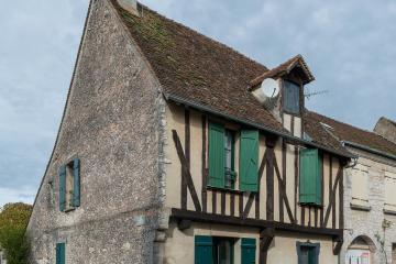 Provins