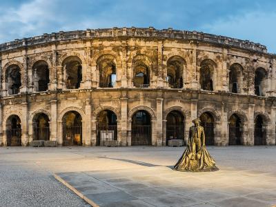 Nimes