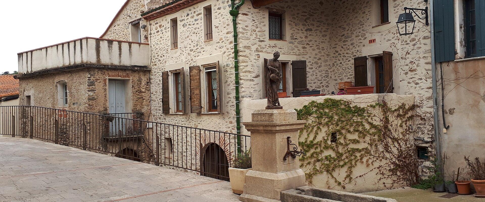 Vieux Village (Old Village)