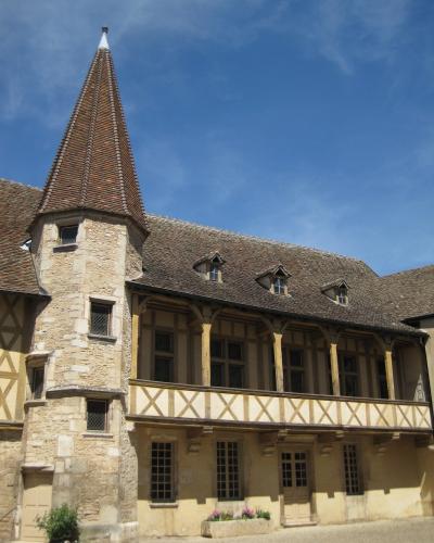 The courtyard of the Hôtel des Ducs de Bourgogne in Beaune, home of the wine museum