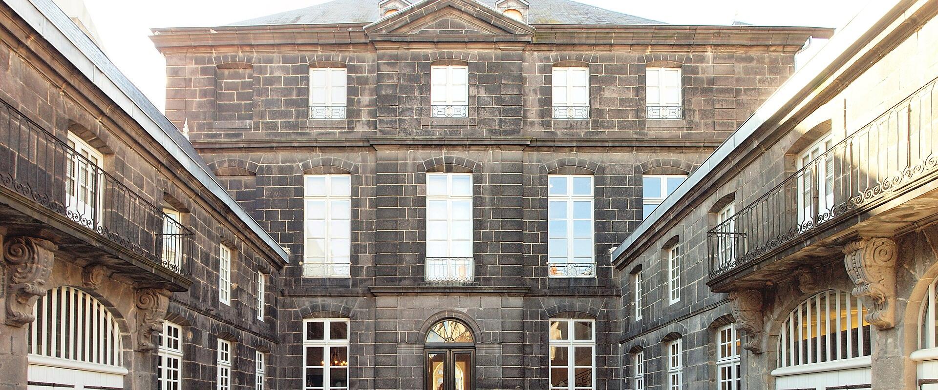 Musée des Beaux-Arts et de la Dentelle